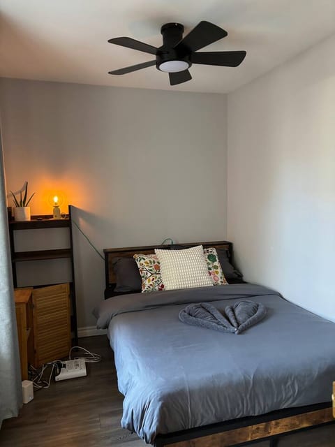 New Luxury 4BR/2BA in Plateau | Terrace + Hot Tub