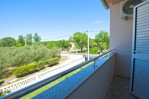Apartment Iva Luca - Unit 370725-13
