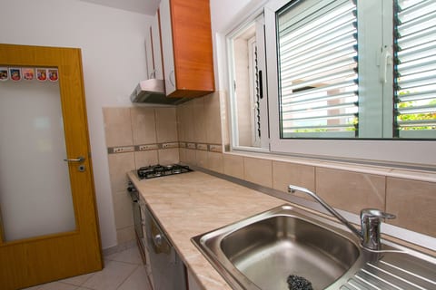 Apartment Iva Luca - Unit 370725-13