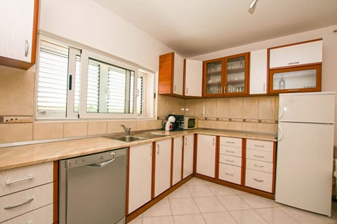 Apartment Iva Luca - Unit 370725-13