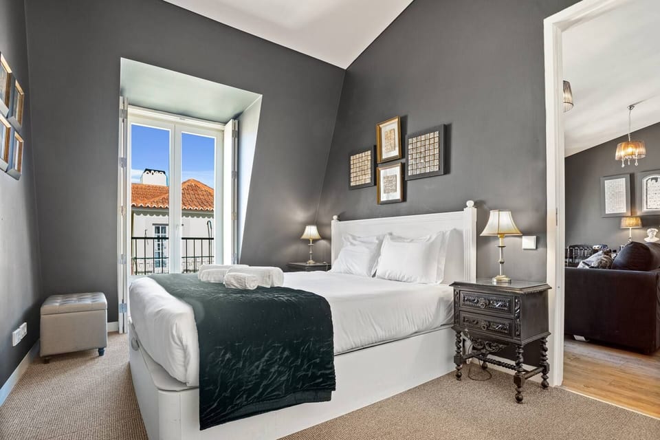 Vintage 1-Bedroom Oasis Center - Lisbon