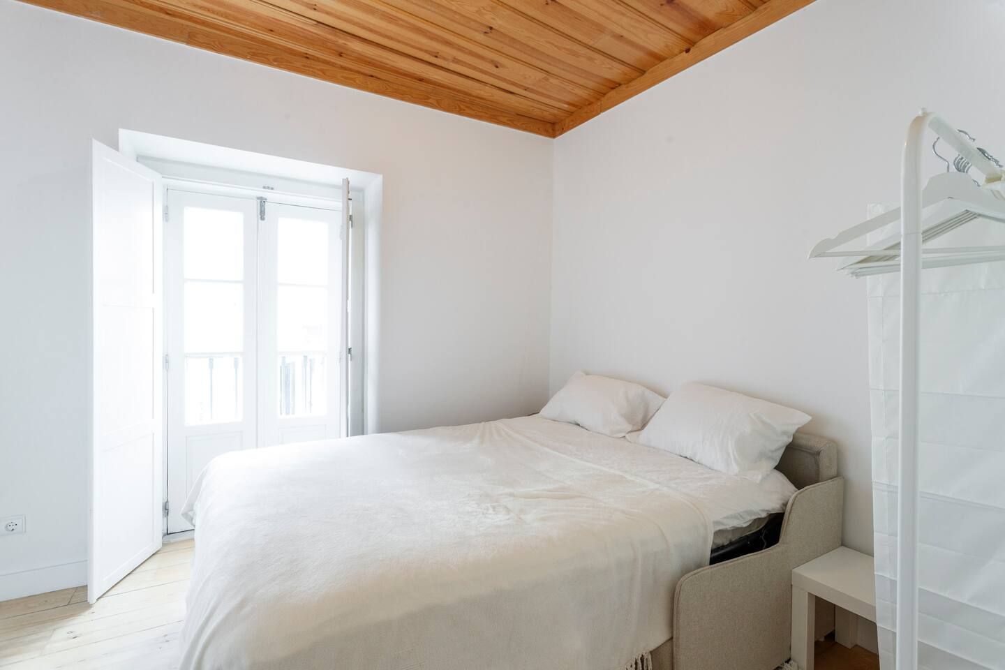 City Castle Center Cozy Apartment