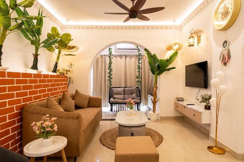 A Luxurious Boho Family Suite -Near Candolim Beach image 4