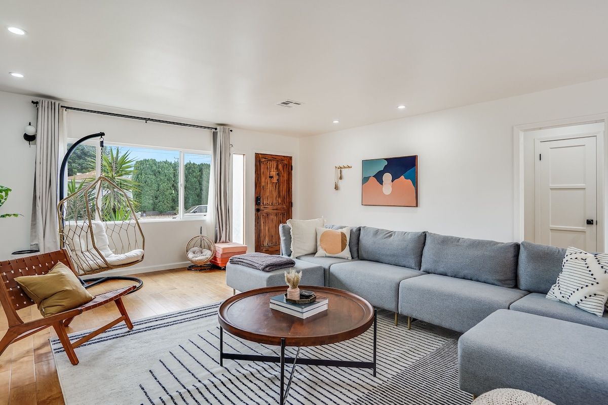 Spacious Living Room with lots of seating.