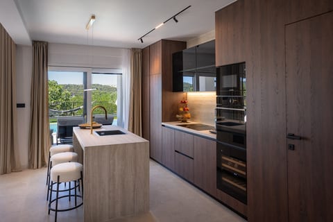 Villa Loparia - Unit 378714-13