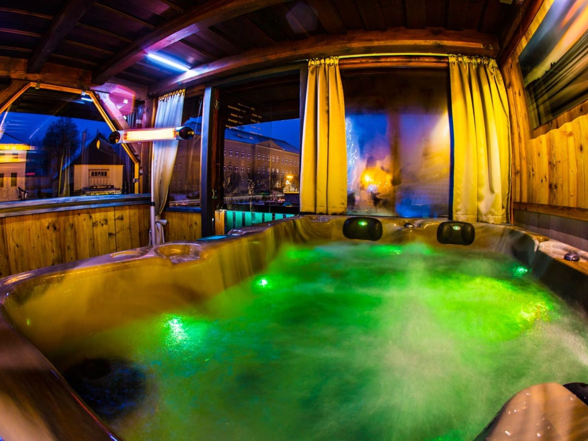Bathroom / Wellness