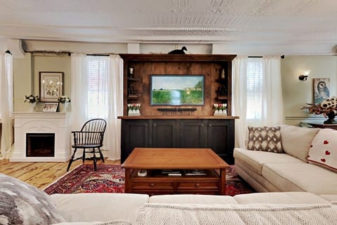 Relax with some art or watch a great movie in the Great Room on the comfy sofa.