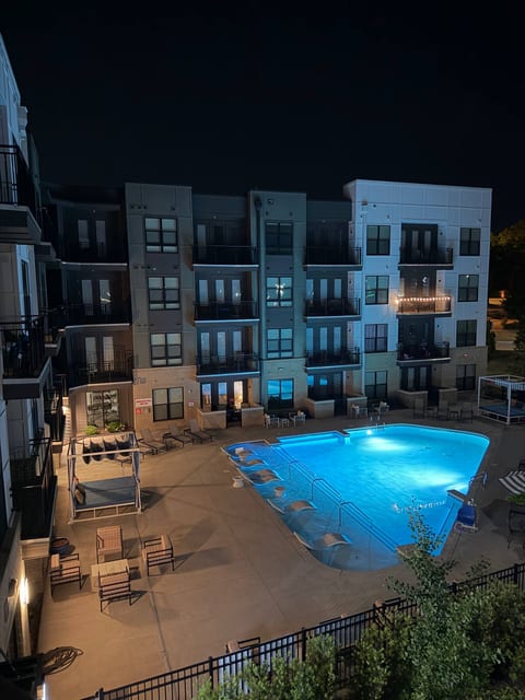 High-End 1 Bed Condo: South Carolina Getaway