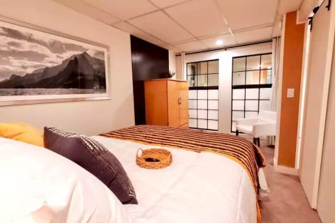 The Hidden Gem | Cozy 1BR Near I-24