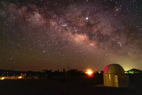 Dark Starry Nights with Bortle 2 Night Sky's at Hummingbird Ranch.