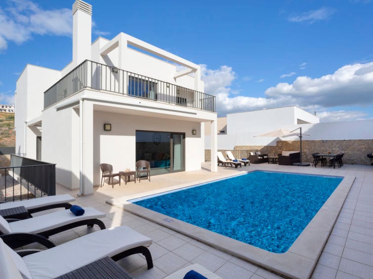 Mathilda - Albufeira