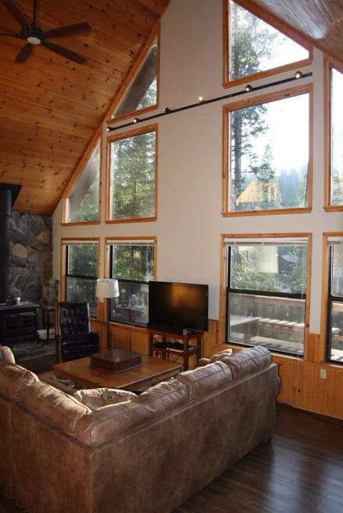 Snowflake Chalet