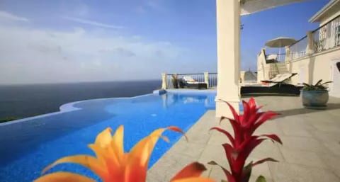 Cayman Villa - Cap Estate