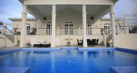 Cayman Villa - Cap Estate