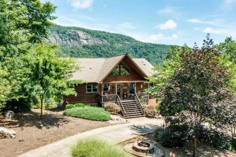 Beautiful Log Cabin with stunning views