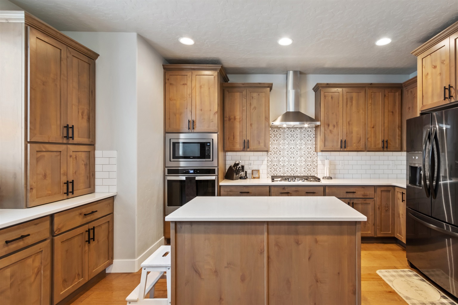 the-dream-home-or-5-bedroom-or-meridian-id-hot-tub/