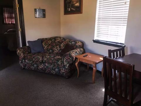 Beautiful Modern Serviced Apartment Lawton-Elgin