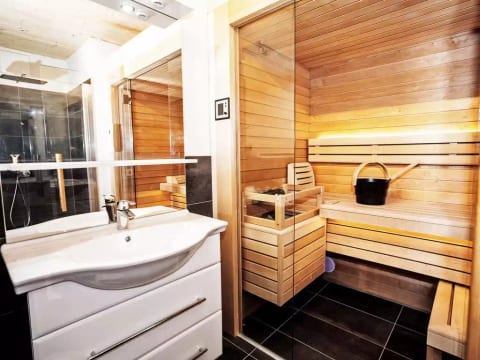 Premium mit Galerie,Sauna&Außenbadewanne