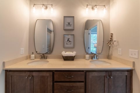 Ellijay, GA Mountain Retreat