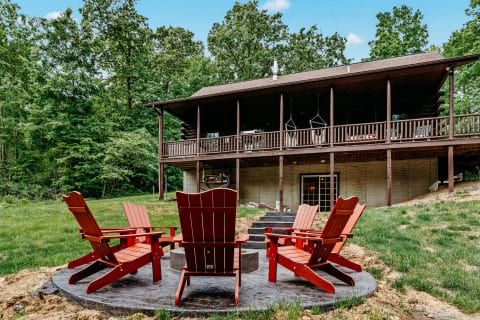 Dragonfly Retreat- Hocking Hills
