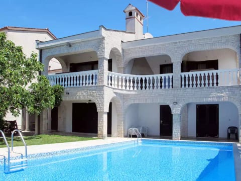 Villa Ursa