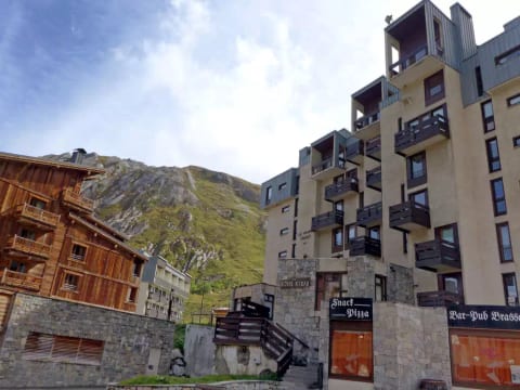 Le Grand Tichot A et B (Val Claret)
