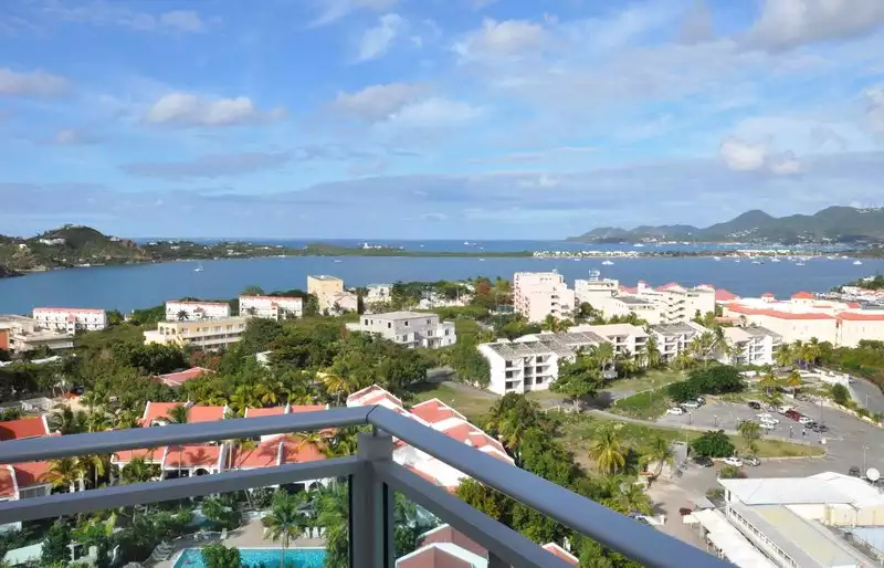 nirvana-the-cliff-cupecoy/