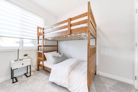 Nordic Escape | Near WEM & DT | AirCon | King Bed