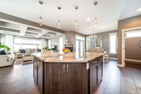 Amazing Luxe Home w/AC & HUGE Yard | FirePit |King