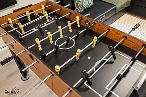 Wildwood Escape | Near WEM | Sleeps 12 | Foosball