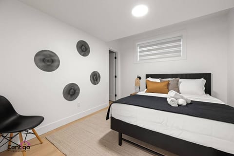The Grande Suite | Near DT and WEM | 2BD | Central