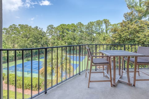Balcony with Tennis Court View