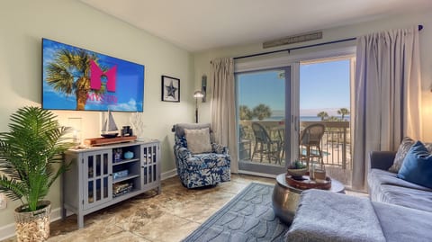 Ocean Views & Elegant Comfort in North Forest Beach