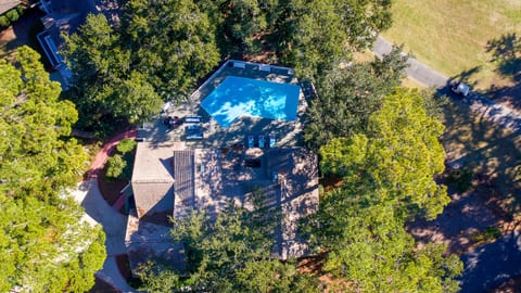 2 High Water | A Big, Bright Palmetto Dunes Getaway Made for Together Time