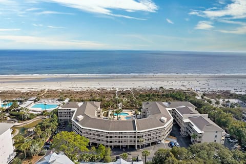 Salt + Serenity – Oceanfront Villa