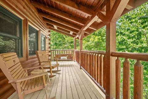 Upper deck overlooking the woods