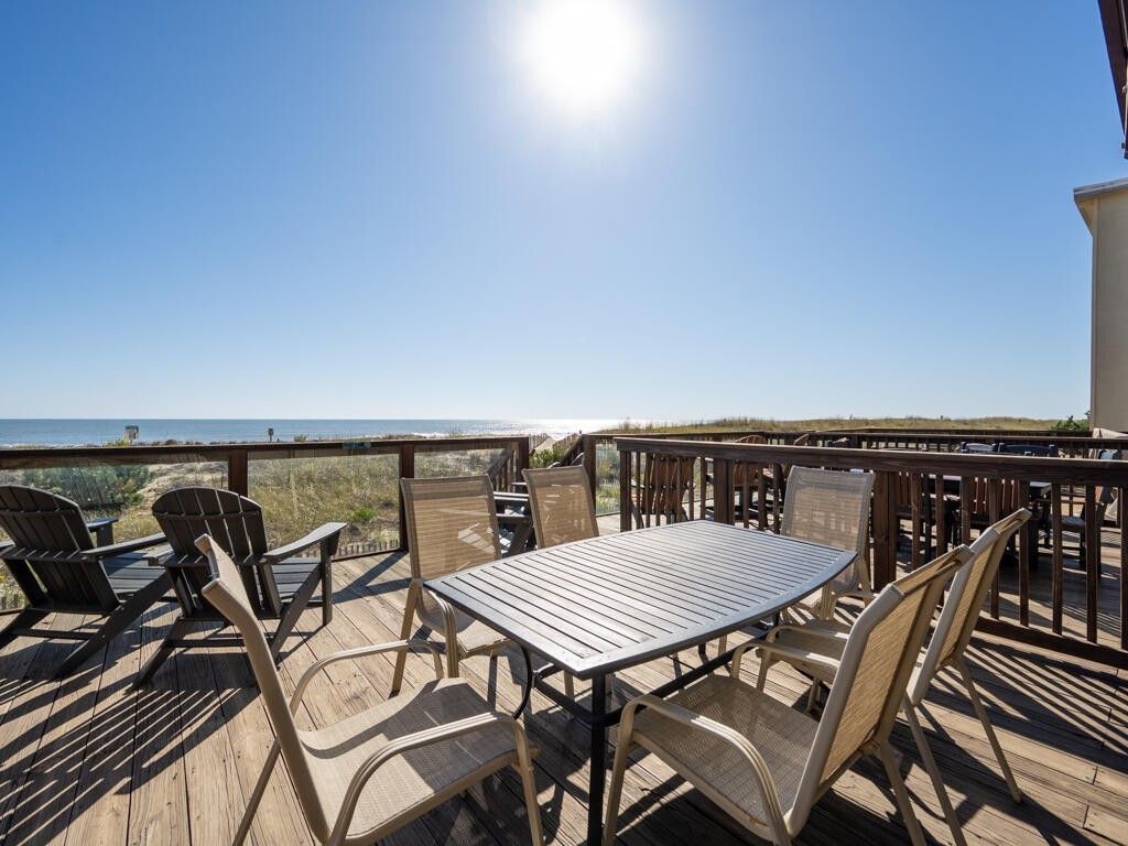 Five bedroom spacious direct oceanfront townhome