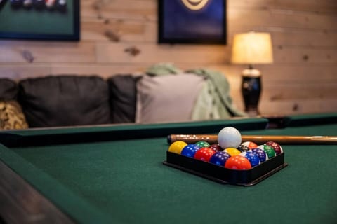 Majestic Pines Lodge