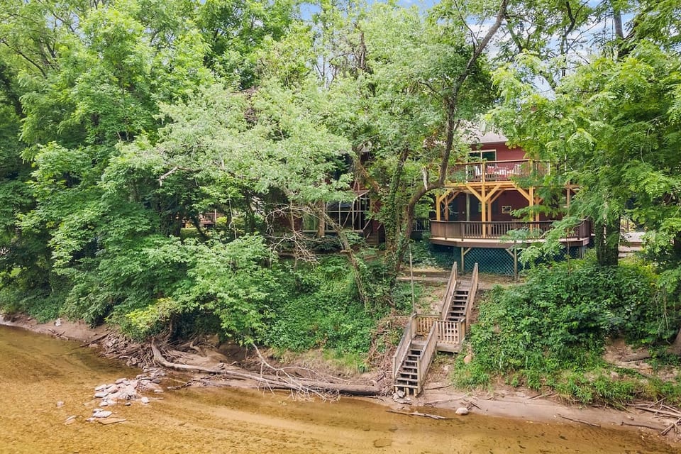 Rivers Edge - Cullowhee