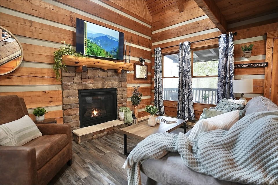 Rustic Rewind - Sevierville