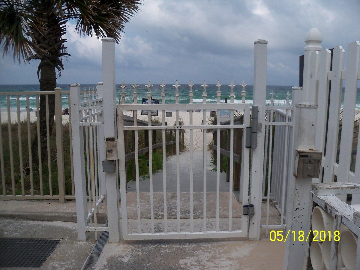 Gated beach access