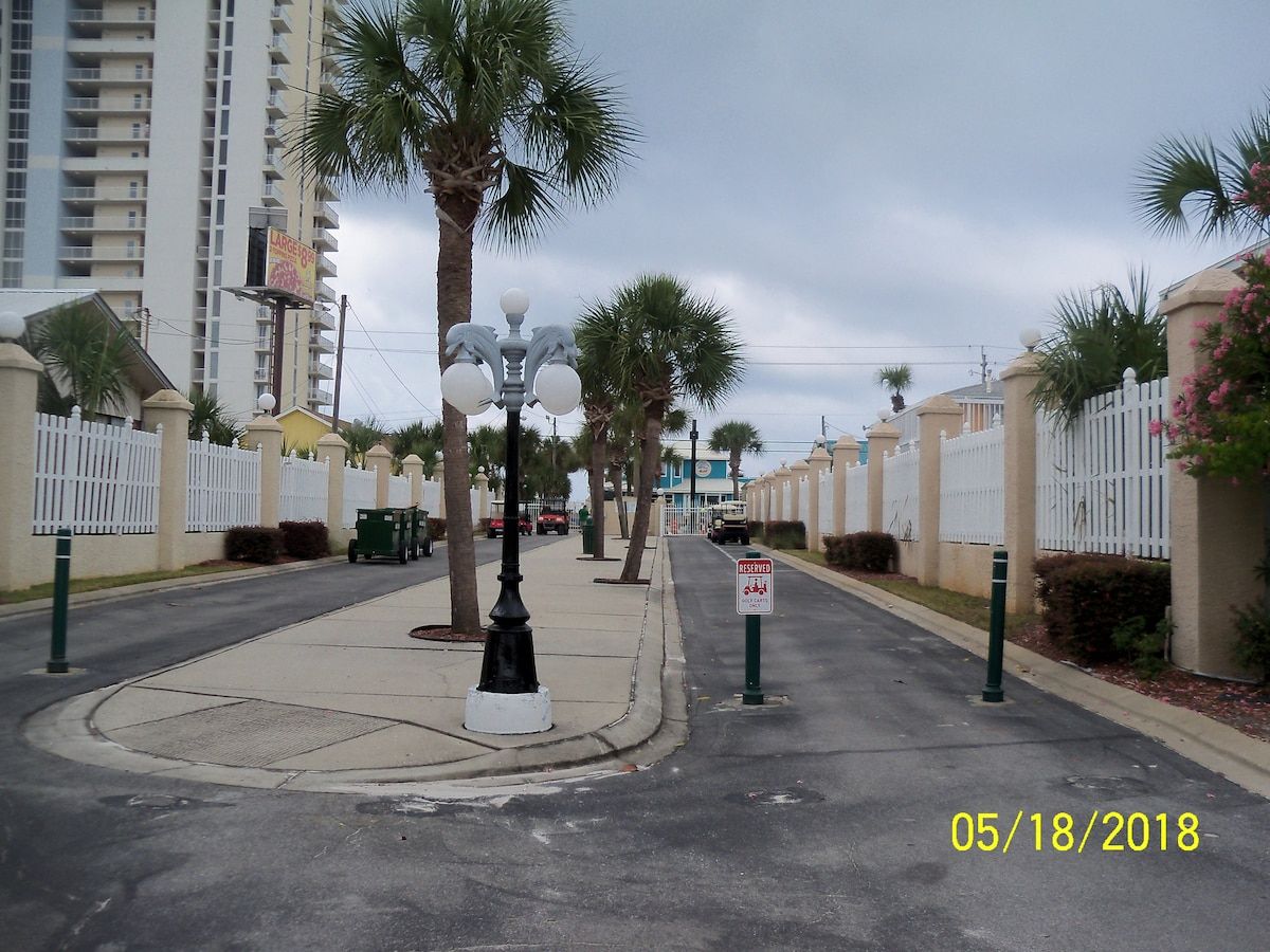 Walk way towards Front Beach Road to the pool and the beach access.