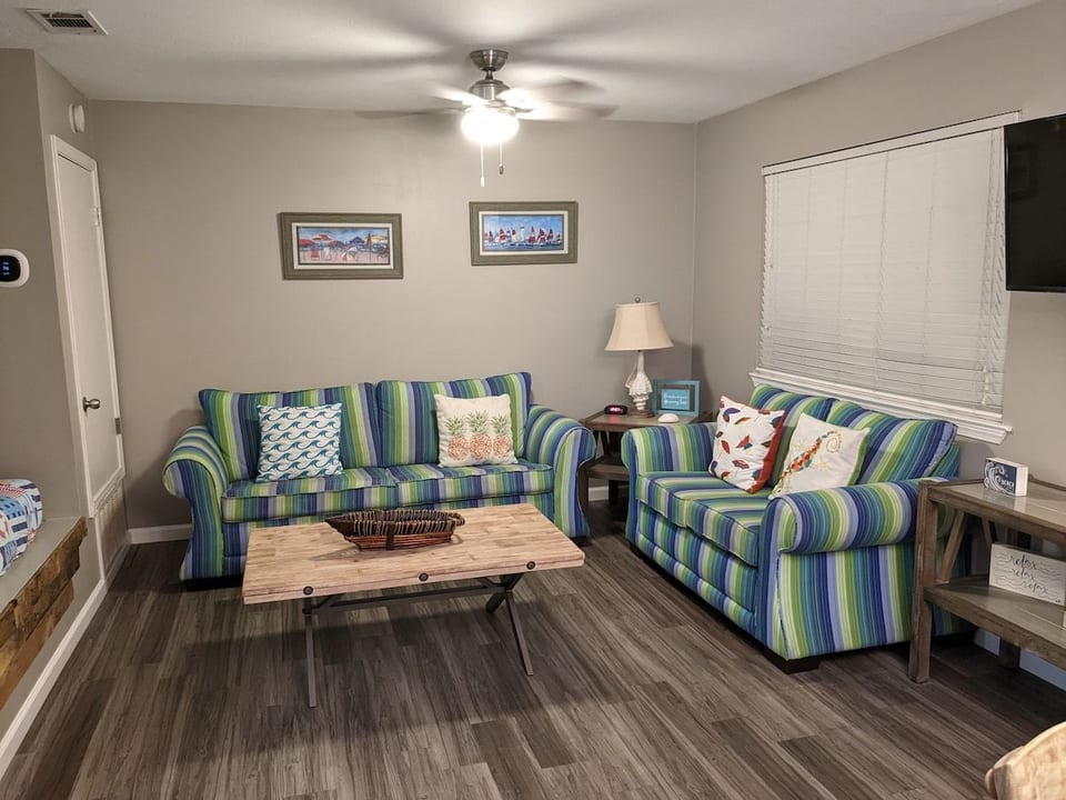 Rent from me in PCB image 1
