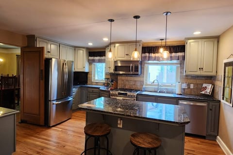 Large kitchen with all the amenities! Gas stove.