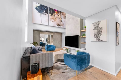Sea Point Oasis Two Bedroom Apartment