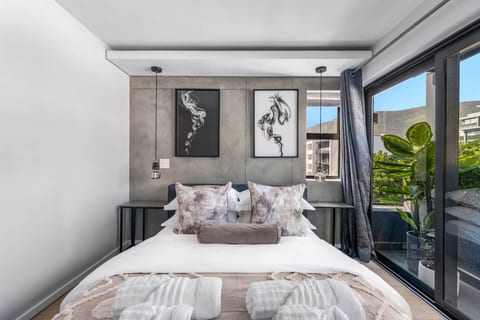 Sea Point Oasis Two Bedroom Apartment