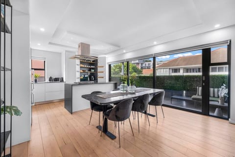 Sea Point Oasis Two Bedroom Apartment