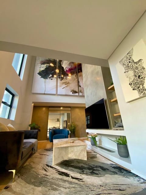 Sea Point Oasis Two Bedroom Apartment