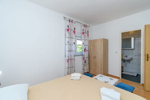 Apartments Mande - Unit 378908-13
