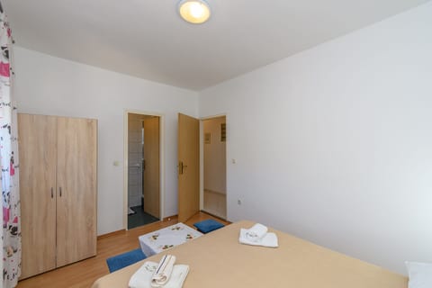 Apartments Mande - Unit 378908-13